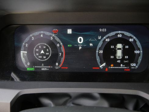 Certified 2025 Toyota 4Runner TRD Off-Road Premium image 22