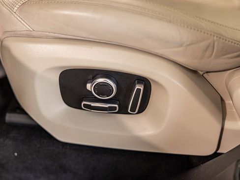 Used 2017 Land Rover Range Rover Sport HSE image 22