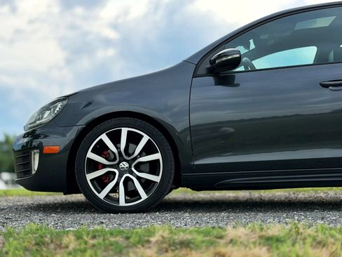 Used 2012 Volkswagen GTI 4-Door FWD image 36