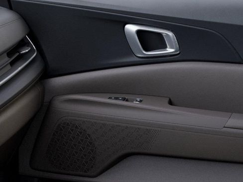 New 2026 Kia Carnival EX FWD image 28
