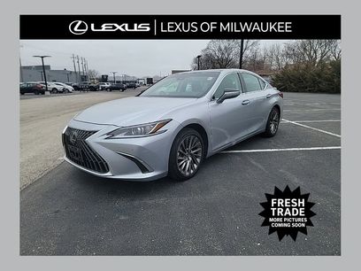 Used 2025 Lexus ES 350 Luxury