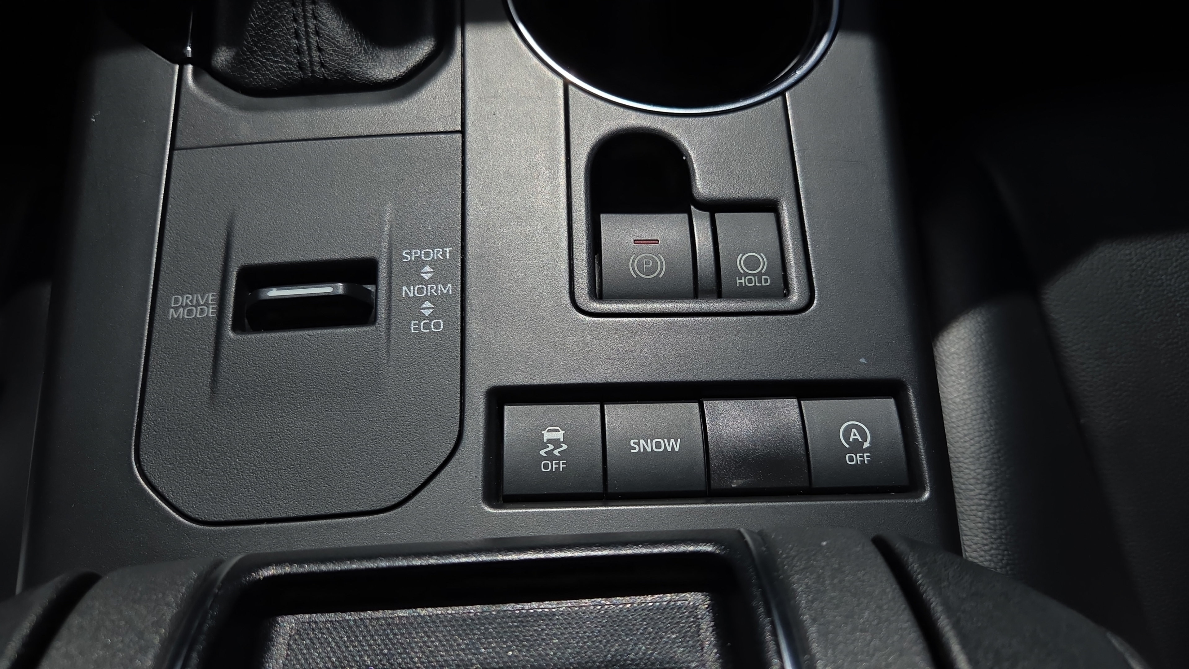 Certified 2021 Toyota Highlander XLE FWD image 26