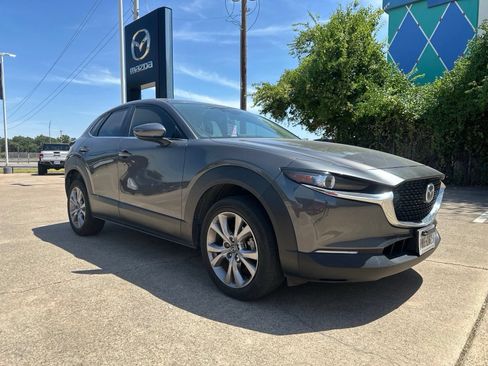 Used 2020 MAZDA CX-30 FWD w/ Preferred Package image 2