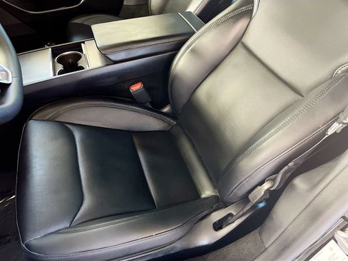 Used 2025 Tesla Model 3 Long Range AWD/4WD image 19