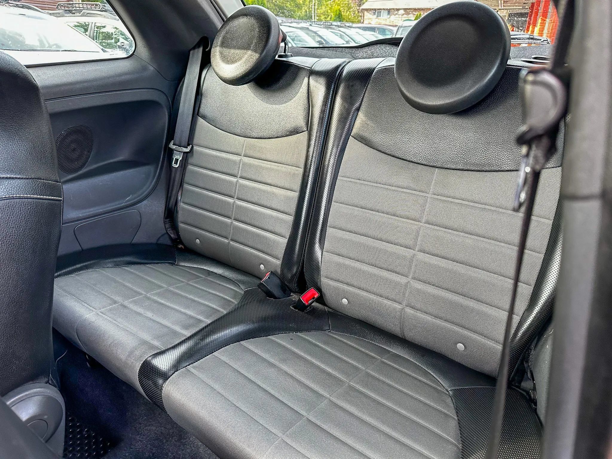 Used 2013 FIAT 500 Turbo w/ Beats Audio Pkg FWD image 26