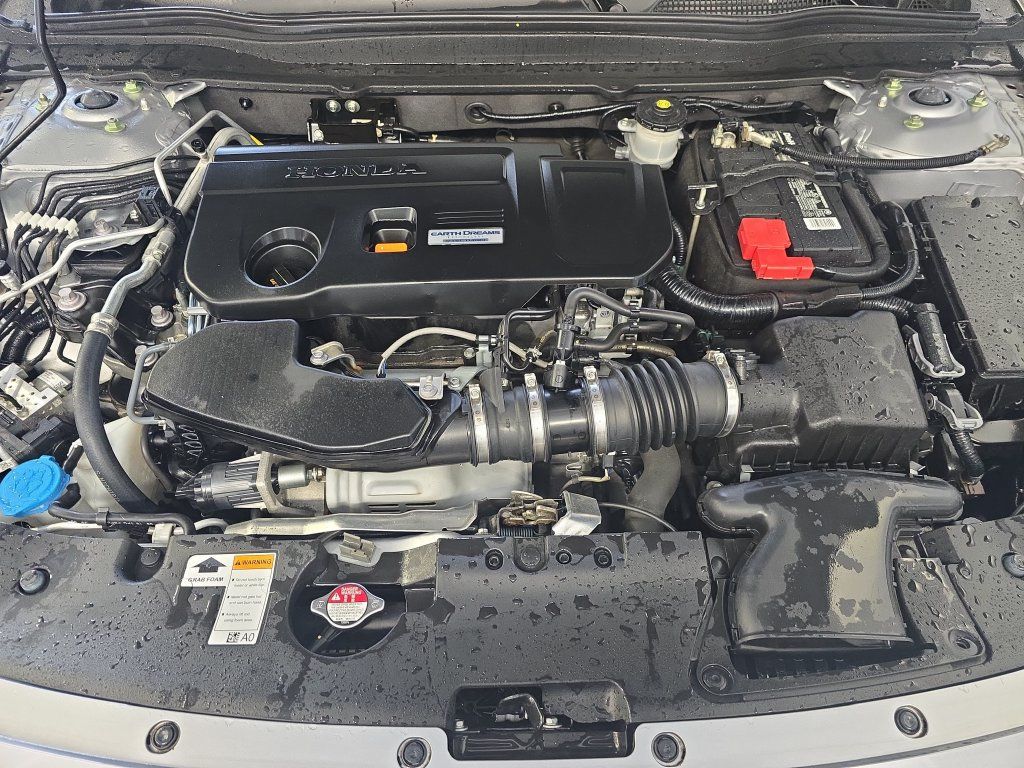 Used 2020 Honda Accord Touring image 31