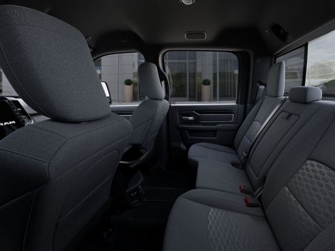 New 2025 RAM 2500 Big Horn image 38