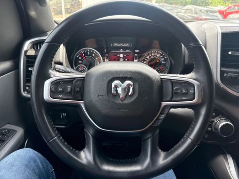 Used 2022 RAM 1500 Big Horn AWD/4WD image 16