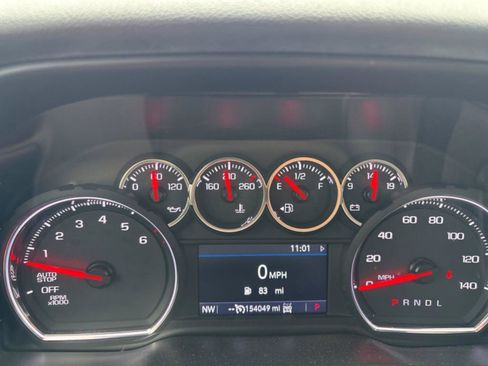 Used 2019 Chevrolet Silverado 1500 LT Trail Boss AWD/4WD image 18