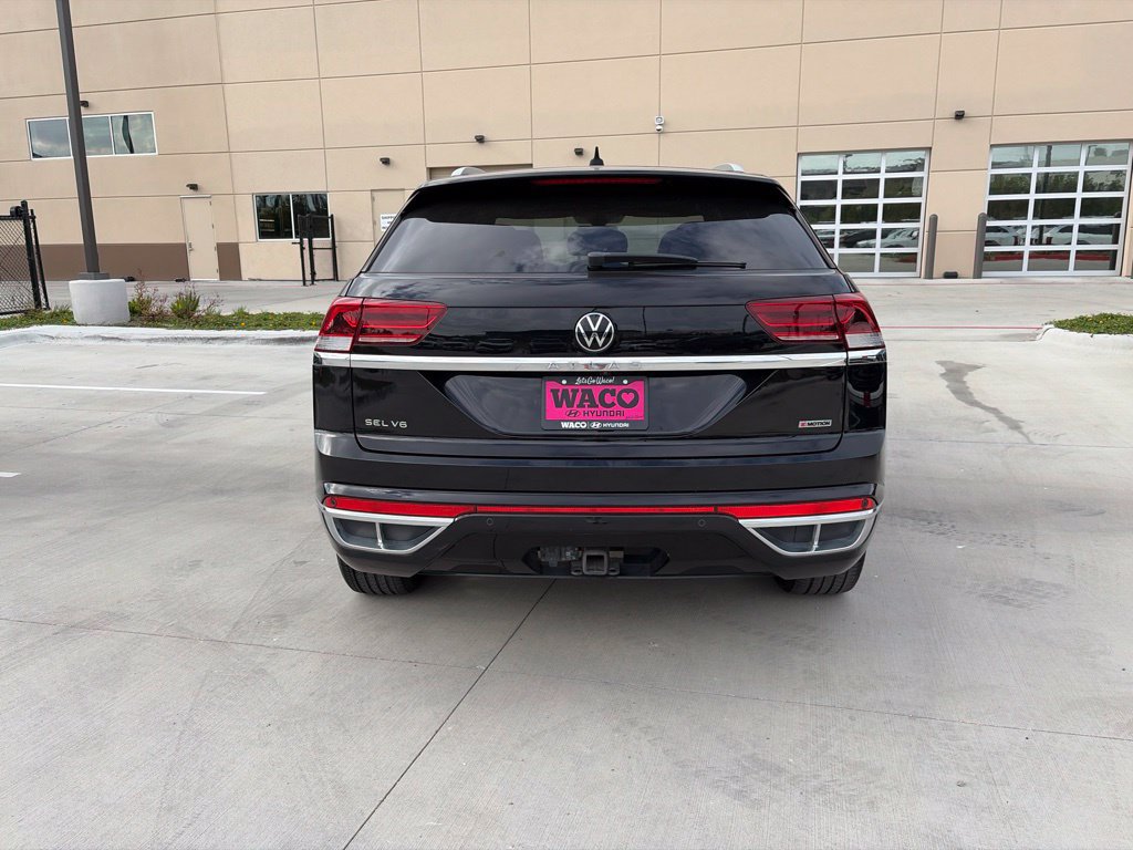 Used 2022 Volkswagen Atlas Cross Sport SEL R-Line w/ Cross Sport MDO Package AWD/4WD image 11