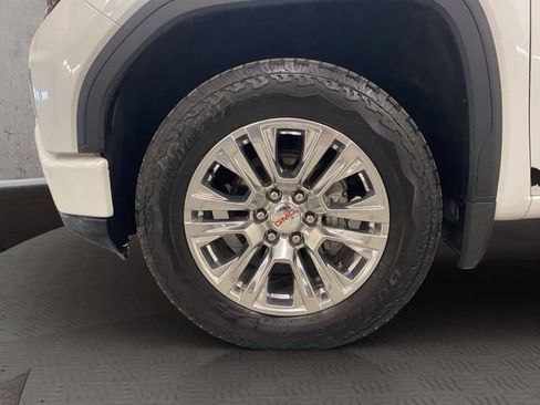 Used 2023 GMC Sierra 1500 Denali AWD/4WD image 17