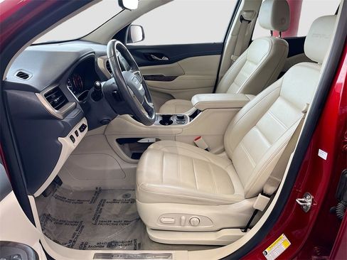 Used 2021 GMC Acadia Denali w/ Denali Technology Package image 22