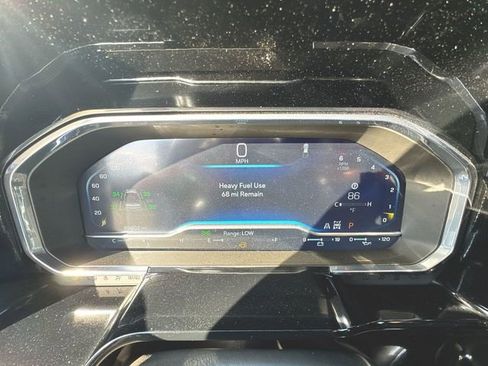 Used 2024 Chevrolet Silverado 1500 LTZ image 12