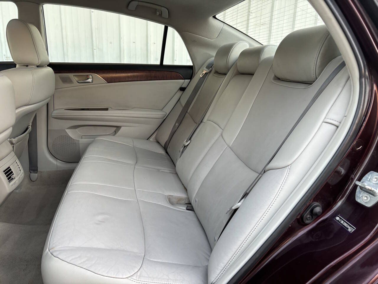 Used 2012 Toyota Avalon FWD image 18