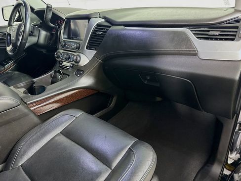 Used 2019 GMC Yukon XL SLT w/ Open Road Package RWD image 38