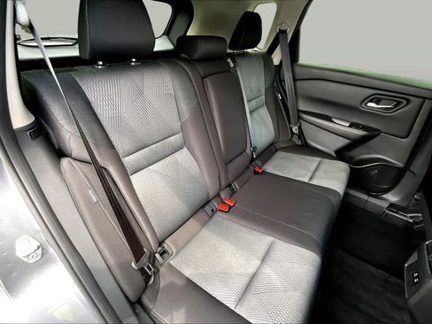 Used 2025 Nissan Rogue SV AWD/4WD image 21