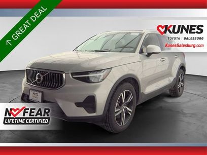 Used 2024 Volvo XC40 B5 Core