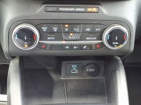 Certified 2023 Ford Escape Active AWD/4WD image 18