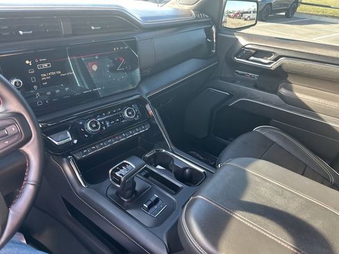 Used 2024 GMC Sierra 1500 AT4X image 33