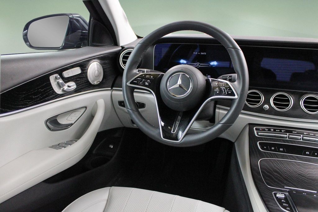 Used 2023 Mercedes-Benz E 450 4MATIC Sedan image 18