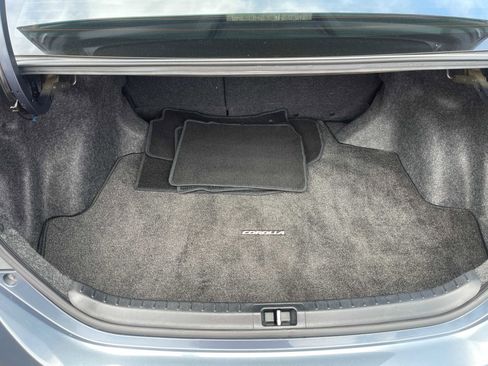 Used 2016 Toyota Corolla S Premium image 10