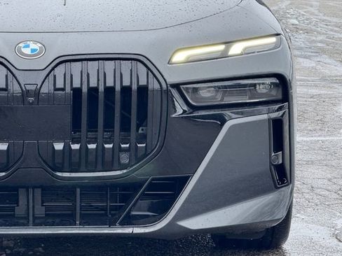 Certified 2023 BMW 760i xDrive w/ Parking Assistance Package image 12