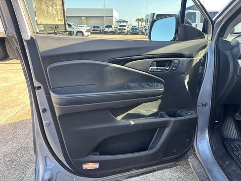 Used 2020 Honda Ridgeline RTL-E image 10