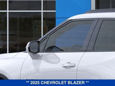 New 2025 Chevrolet Blazer LT w/ Sound & Technology Package image 13