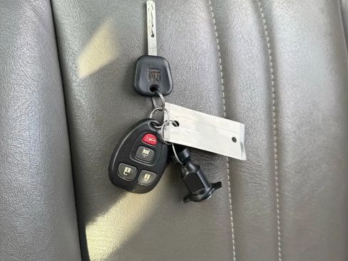 Used 2017 Chevrolet Express 3500 LS image 51