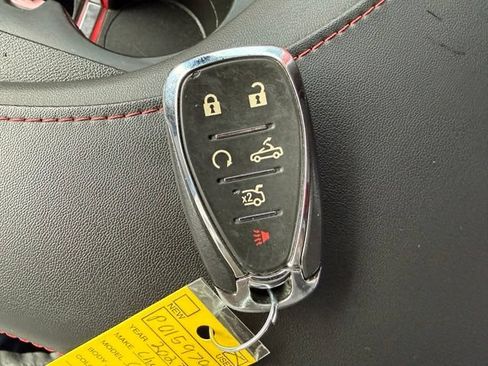 Used 2023 Chevrolet Camaro SS RWD image 15