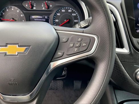Used 2023 Chevrolet Malibu LS image 24
