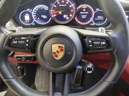 Certified 2022 Porsche Panamera Turbo S AWD/4WD image 40