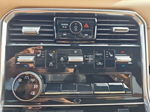 New 2026 Nissan Armada SL w/ Captain's Chari Seat Package image 29