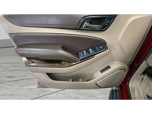 Used 2020 Chevrolet Tahoe LT w/ Luxury Package AWD/4WD image 10