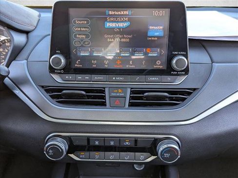 Used 2023 Nissan Altima 2.5 SR image 14