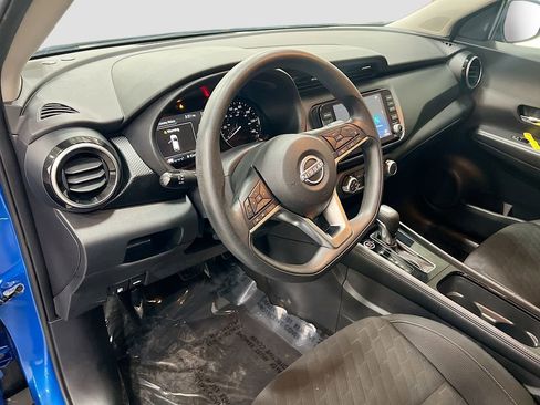 Used 2024 Nissan Kicks SV image 20