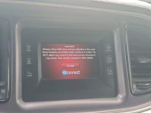 Used 2017 Dodge Challenger SXT RWD image 18