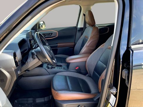 Used 2022 Ford Bronco Sport Outer Banks w/ Tech Package AWD/4WD image 8