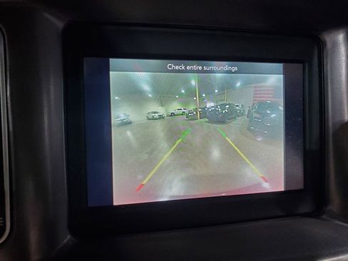 Used 2019 Dodge Charger SXT w/ Leather Interior Group image 30