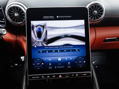 Certified 2022 Mercedes-Benz SL 55 AMG 4MATIC w/ Driver Assistance Package image 23