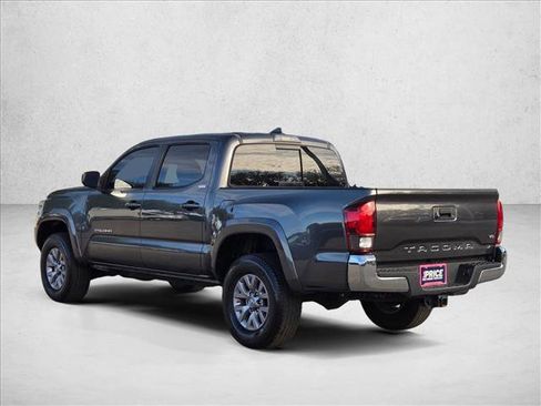 Used 2018 Toyota Tacoma SR5 image 8