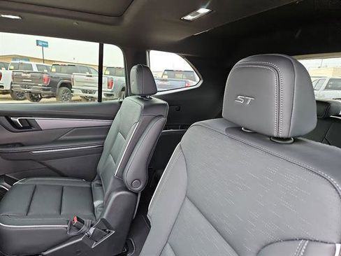 New 2025 Buick Enclave Sport Touring w/ Super Cruise Package image 16