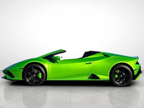 Used 2021 Lamborghini Huracan EVO image 25