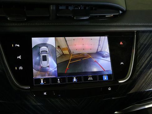 Used 2024 Cadillac XT6 Premium Luxury w/ Technology Package AWD/4WD image 20