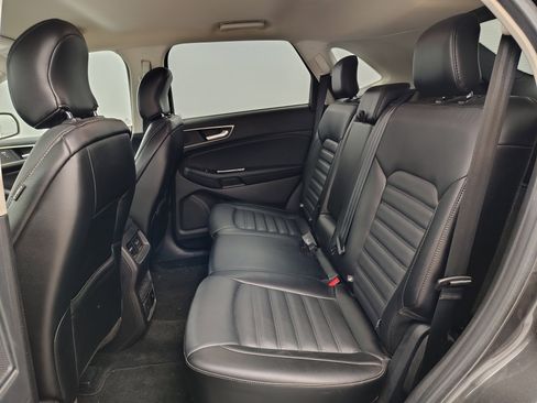 Used 2017 Ford Edge SEL w/ Equipment Group 201A image 14