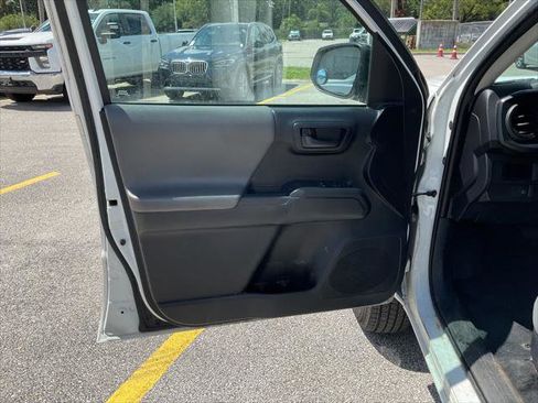 Used 2019 Toyota Tacoma SR RWD image 19