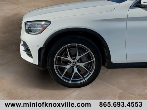 Used 2021 Mercedes-Benz GLC 300 4MATIC image 9