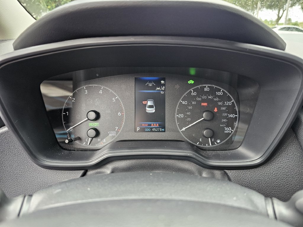 Used 2024 Toyota Corolla LE FWD image 25
