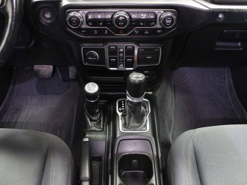 Used 2021 Jeep Wrangler Unlimited Sport AWD/4WD image 21