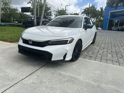Used 2025 Honda Civic Sport image 33